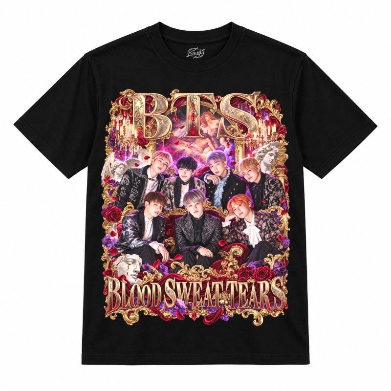 Camiseta preta BTS Blood Sweat & Tears com os sete em um salão barroco