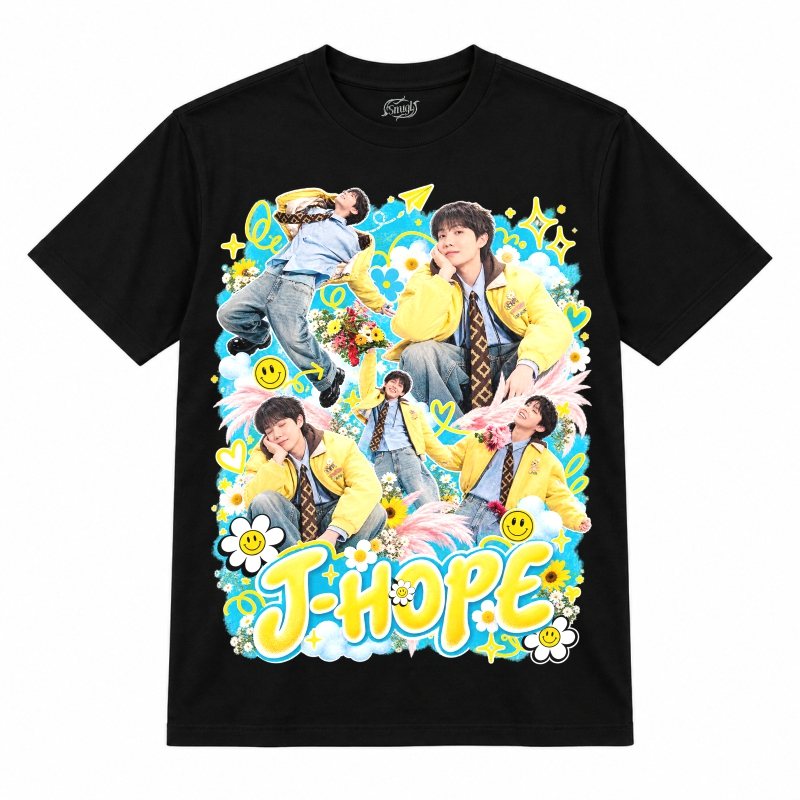 Camiseta preta BTS J-Hope Sweet Dreams Pop com o J-Hope de jaqueta amarela