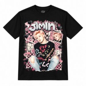 Camiseta preta BTS Jimin Pink Grunge Hearts com o Jimin de cabelo rosa-claro e suéter preto