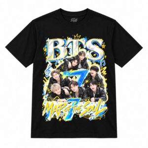 Camiseta preta BTS Map of the Soul com os sete de jaquetas de couro preto