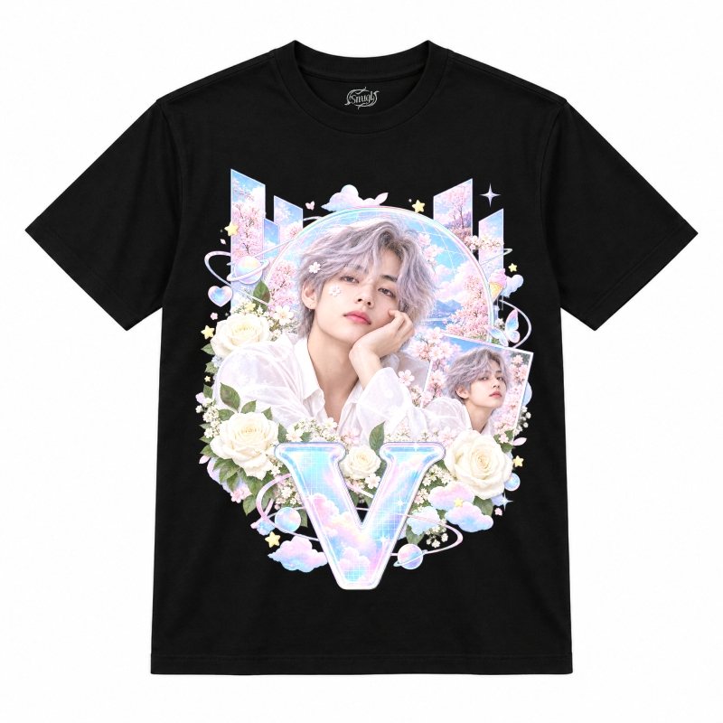 Camiseta preta BTS V Pastel Sky Hologrid com o V de cabelo lilás-prateado